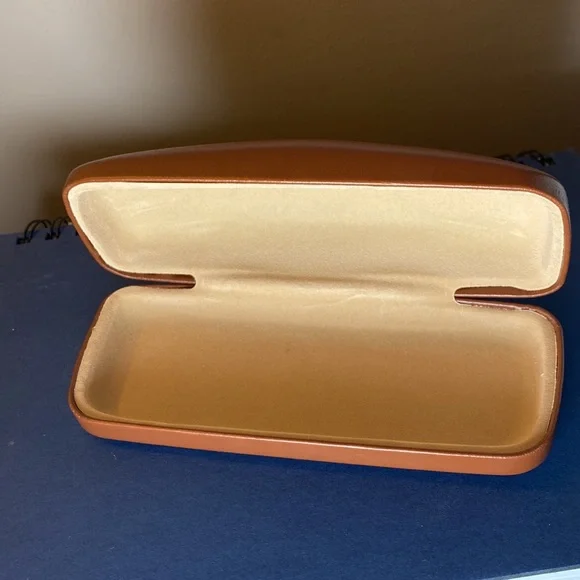NWOT Longchamp Tan Leather Hard Clamshell Sunglass Sunnies Glasses Case - Picture 2 of 2